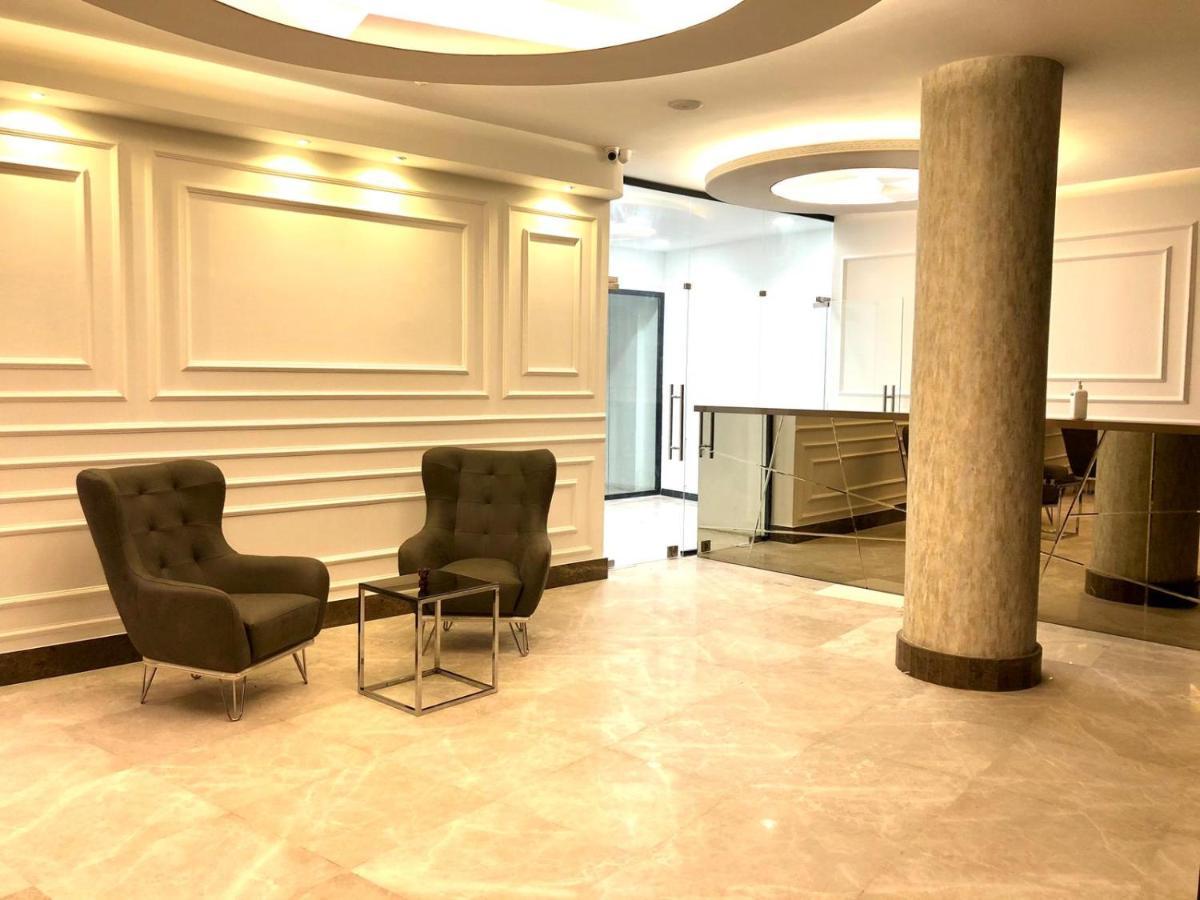 Le Luxe & Бурса