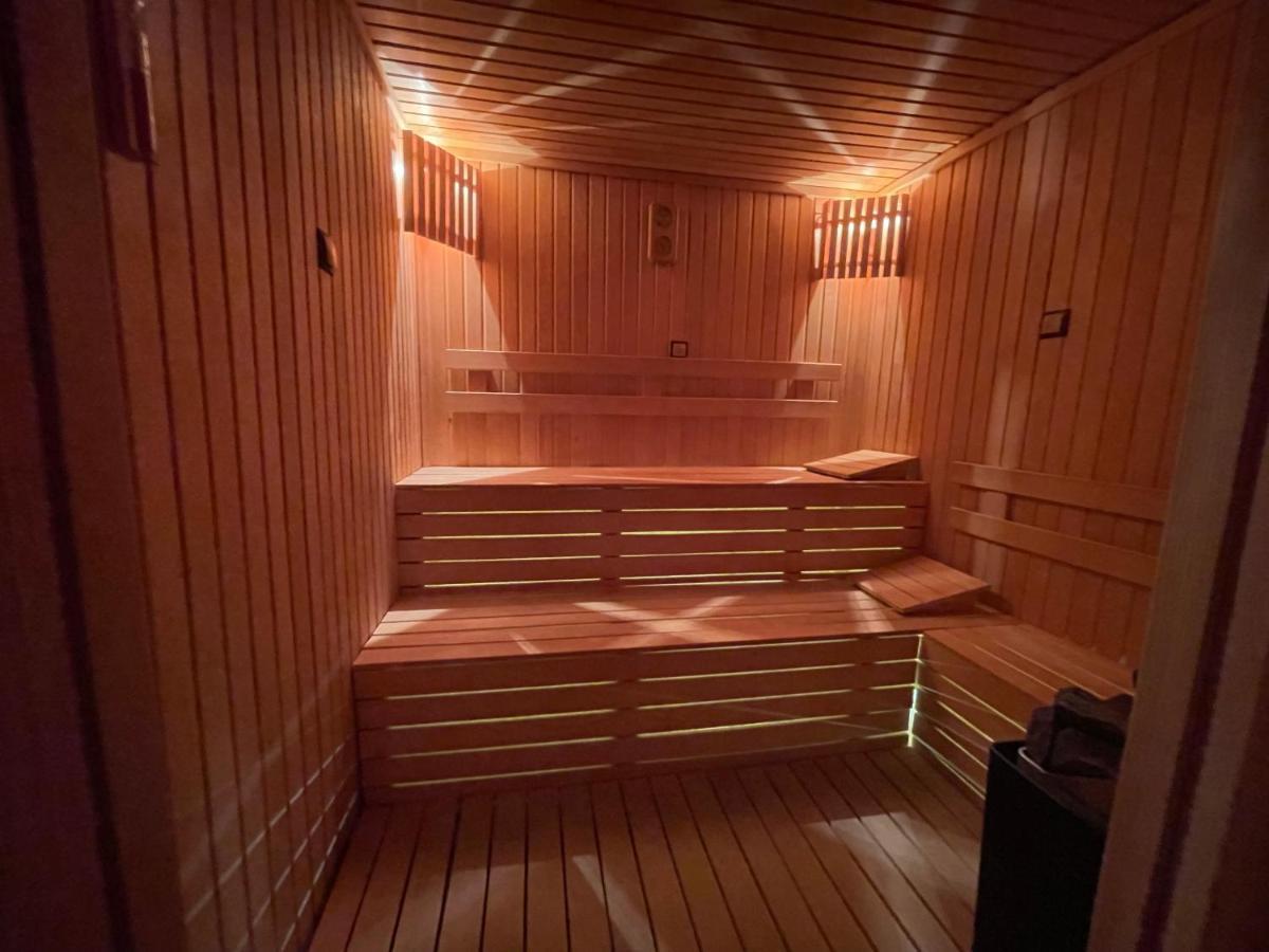 Le Luxe & Готель 5*